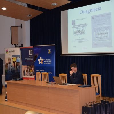 VII Ogólnopolska Konferencja Studenckich Kół Naukowych - Państwowa Wyższa Szkoła Zawodowa w Tarnowie.